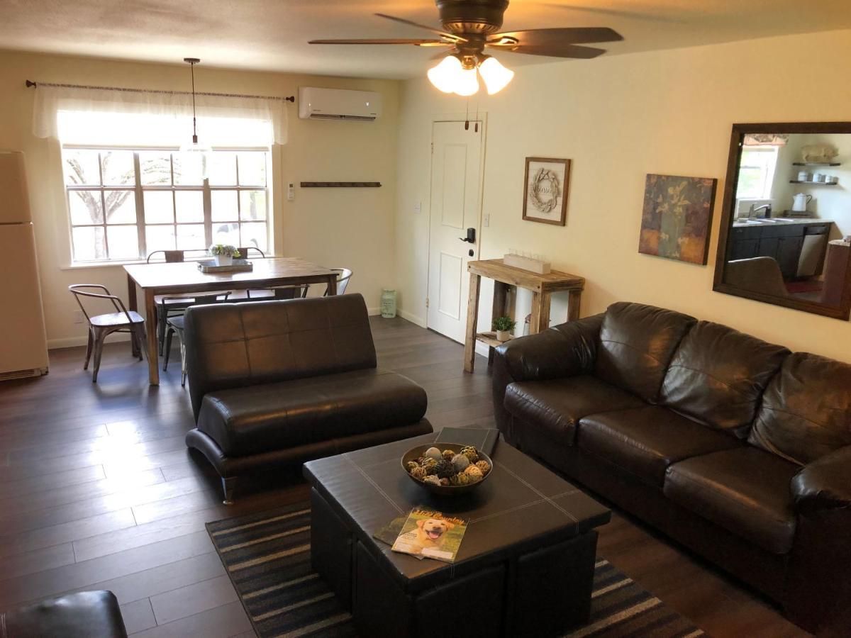 Lydias Loft Apartment Ingram Екстериор снимка