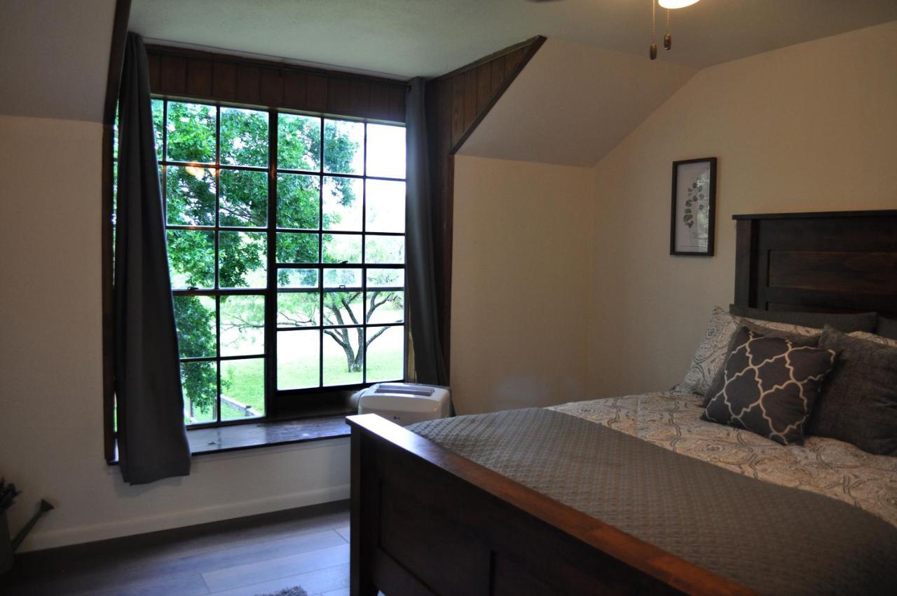 Lydias Loft Apartment Ingram Екстериор снимка